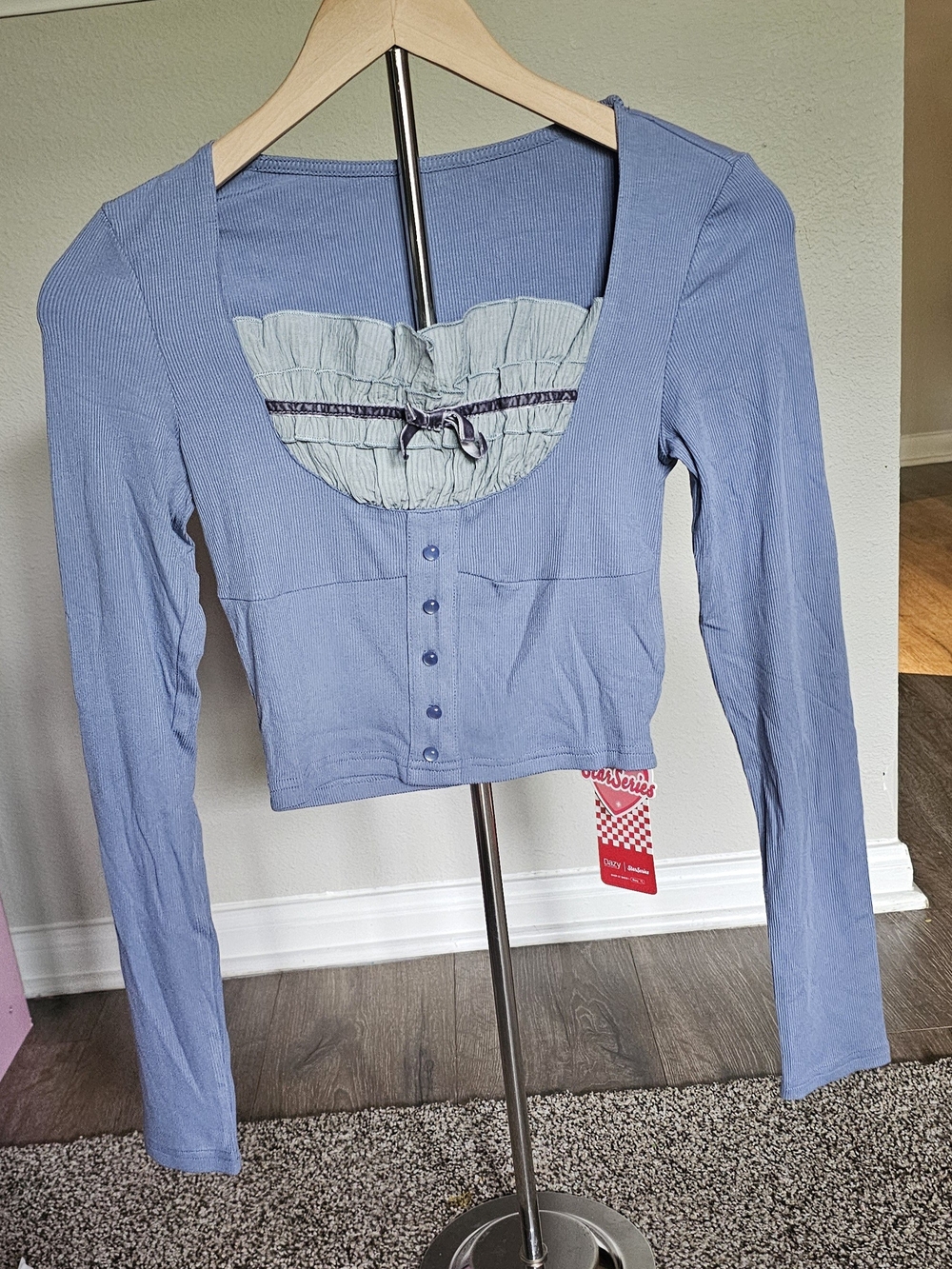 DAZY Series Light Blue Ribbed Long Sleeve Crop Top NWT